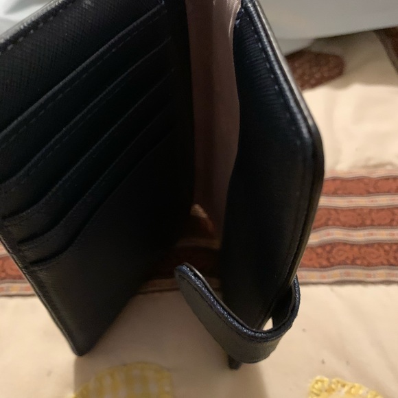 Wallet - Picture 3 of 3